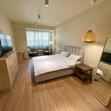 2 Bedroom On Ismail Corner Stefan Cel Mare, New Apartment, Chisinau Center! Экстерьер фото