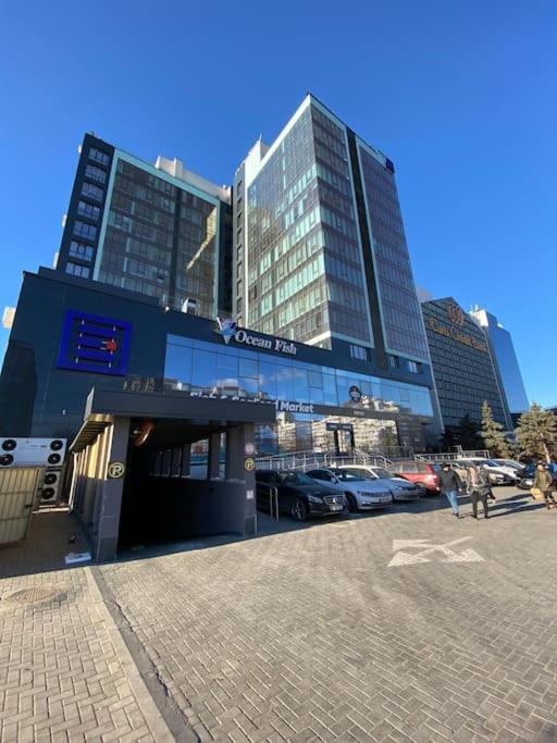 2 Bedroom On Ismail Corner Stefan Cel Mare, New Apartment, Chisinau Center! Экстерьер фото