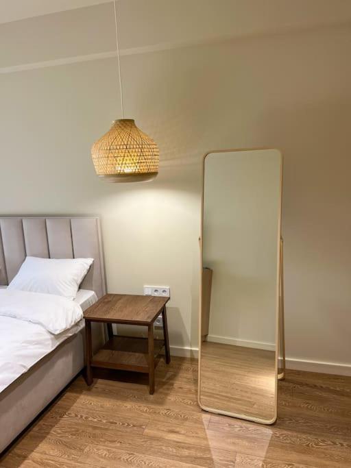 2 Bedroom On Ismail Corner Stefan Cel Mare, New Apartment, Chisinau Center! Экстерьер фото